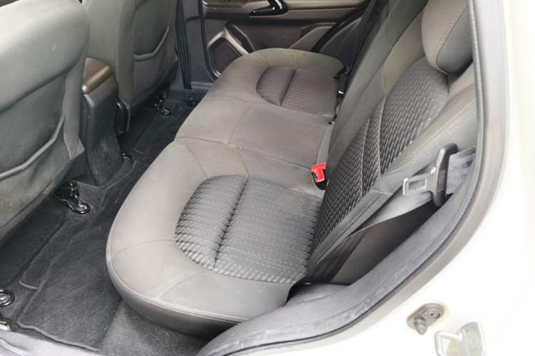 Used GAC Trumpchi GS4 2015 200T G-DCT Elite Edition Left Rear Seat