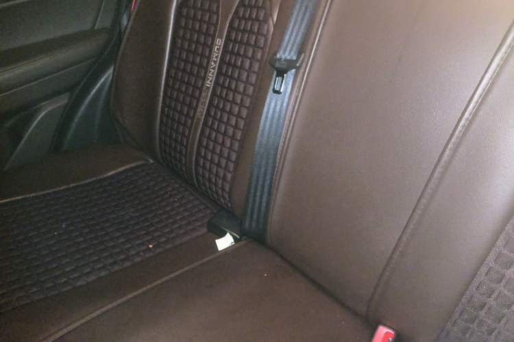 Used GAC Trumpchi GS4 2015 200T G-DCT Elite Edition Left Rear Seat