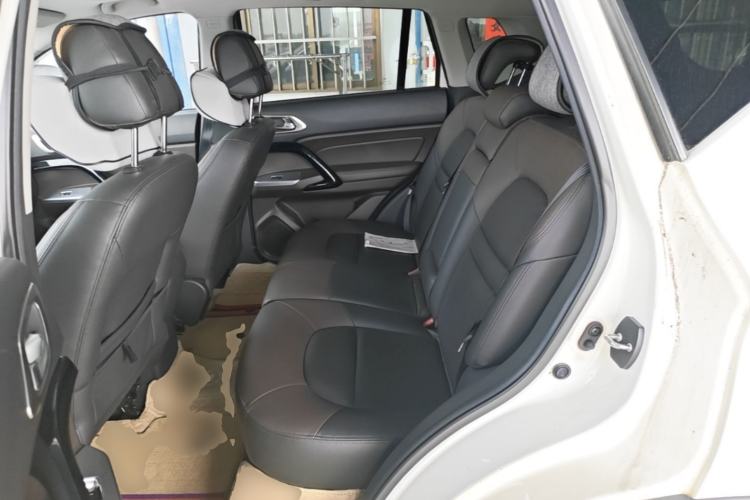 Used GAC Trumpchi GS4 2015 200T G-DCT Prestige Edition Left Rear Seat