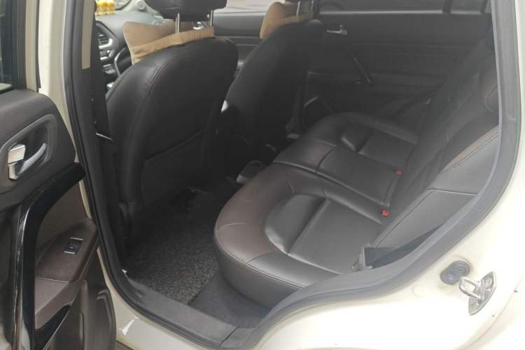 Used GAC Trumpchi GS4 2015 200T G-DCT Luxury Edition Left Rear Seat
