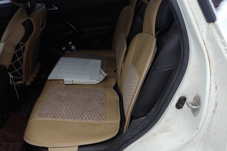 Used GAC Trumpchi GS4 2015 200T Manual Luxury Edition Left Rear Seat