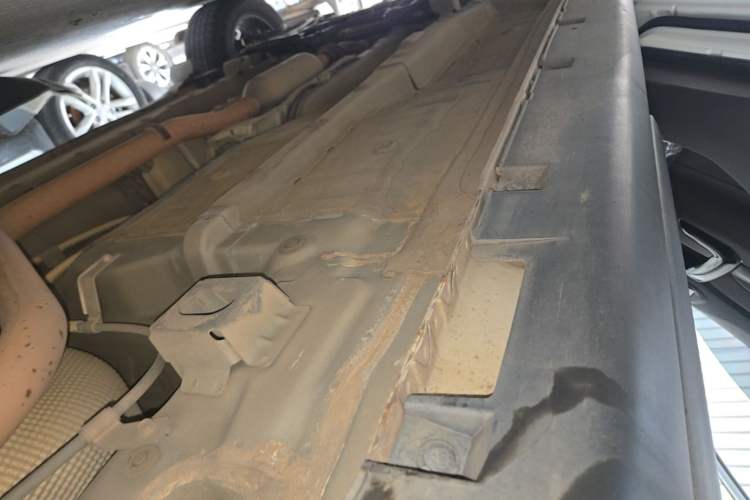 Used GAC Trumpchi GS4 2015 200T G-DCT Elite Edition Left Side Sill