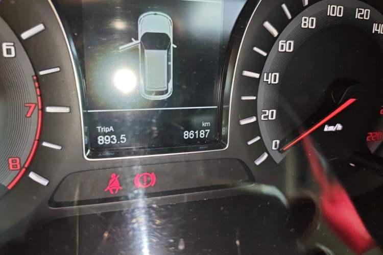 Used GAC Trumpchi GS4 2015 200T Manual Luxury Edition Odometer Close Up