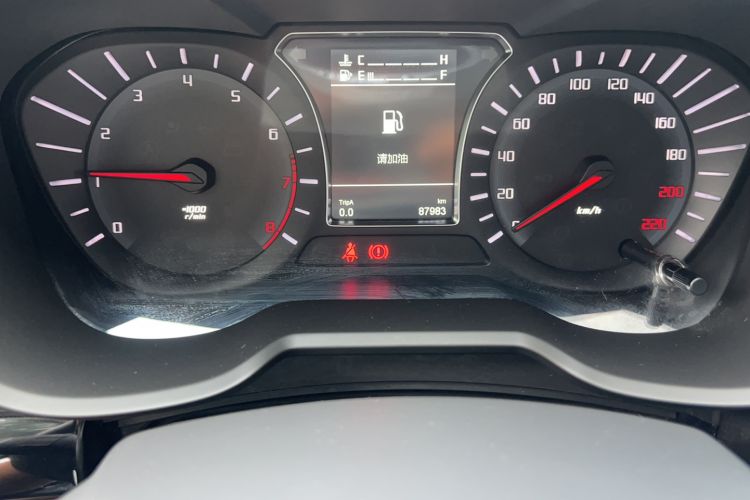 Used GAC Trumpchi GS4 2015 200T Manual Luxury Edition Odometer Close Up