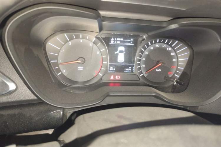 Used GAC Trumpchi GS4 2015 200T Manual Luxury Edition Odometer Close Up