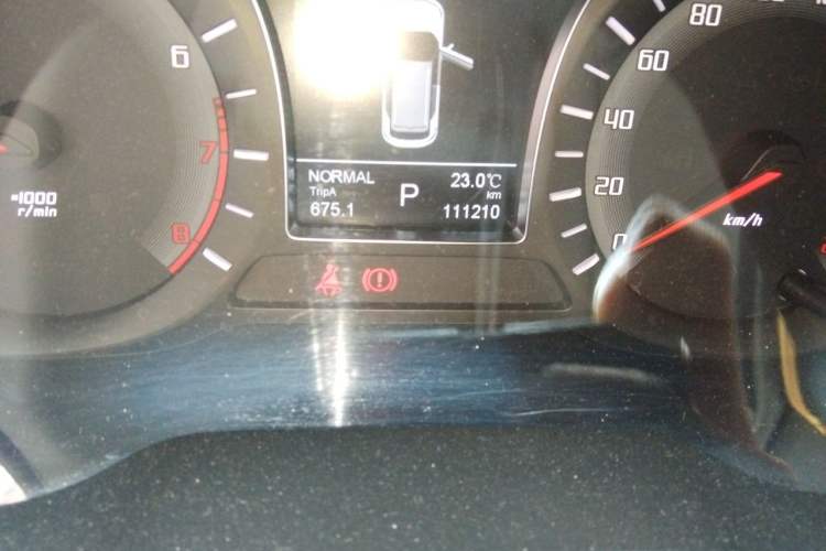 Used GAC Trumpchi GS4 2015 200T G-DCT Luxury Edition Odometer Close Up