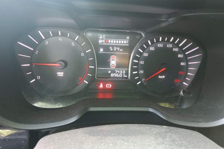 Used GAC Trumpchi GS4 2015 200T Manual Comfort Edition Odometer Close Up