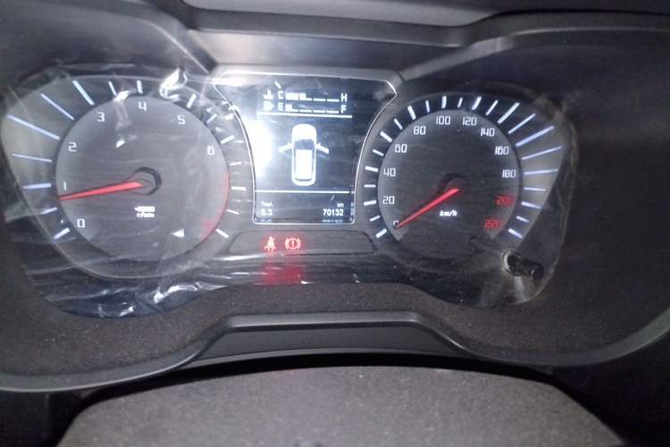 Used GAC Trumpchi GS4 2015 200T Manual Elite Edition Odometer Close Up
