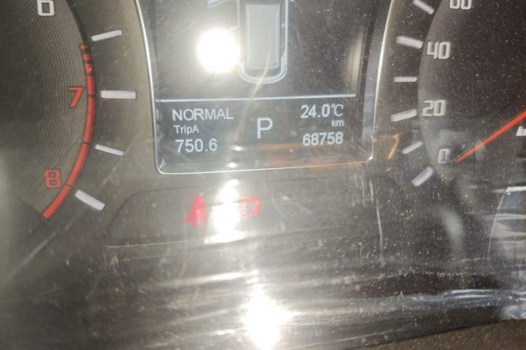 Used GAC Trumpchi GS4 2015 200T G-DCT Luxury Edition Odometer Close Up