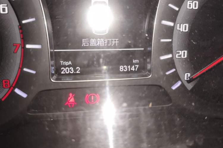 Used GAC Trumpchi GS4 2015 200T Manual Elite Edition Odometer Close Up