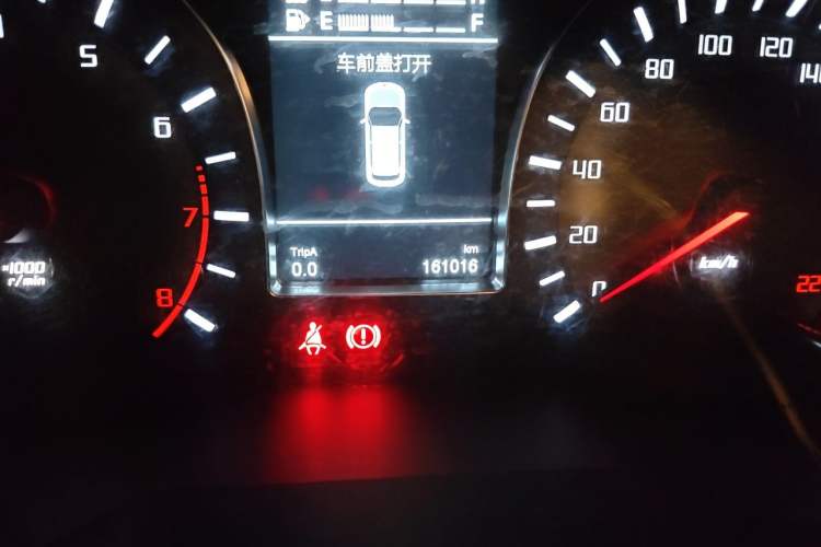 Used GAC Trumpchi GS4 2015 200T Manual Luxury Edition Odometer Close Up