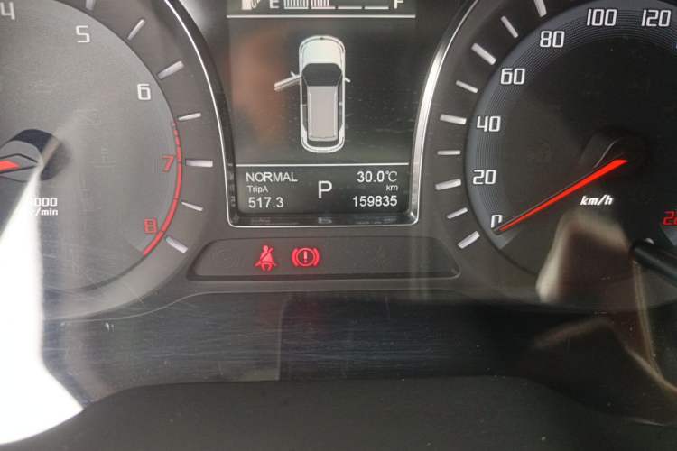 Used GAC Trumpchi GS4 2015 200T G-DCT Luxury Edition Odometer Close Up