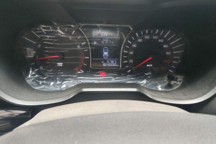 Used GAC Trumpchi GS4 2015 200T Manual Comfort Edition Odometer Close Up