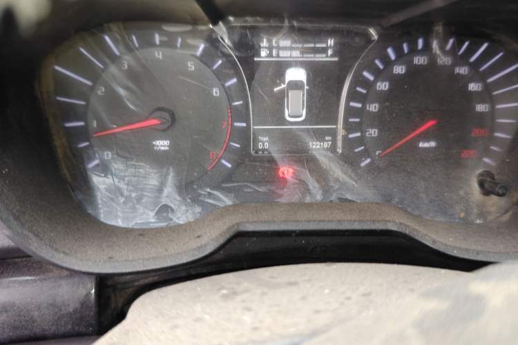 Used GAC Trumpchi GS4 2015 200T Manual Luxury Edition Odometer Close Up