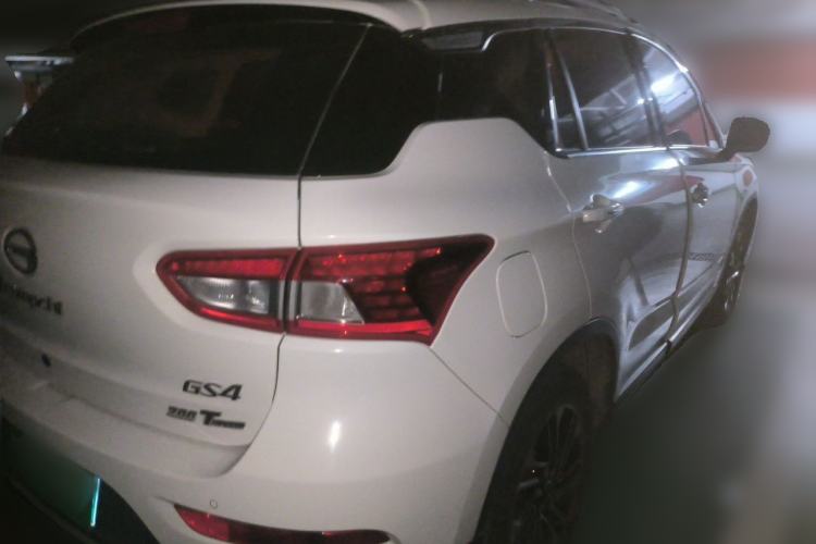 Used GAC Trumpchi GS4 2015 200T G-DCT Elite Edition Rear Right 45 Deg