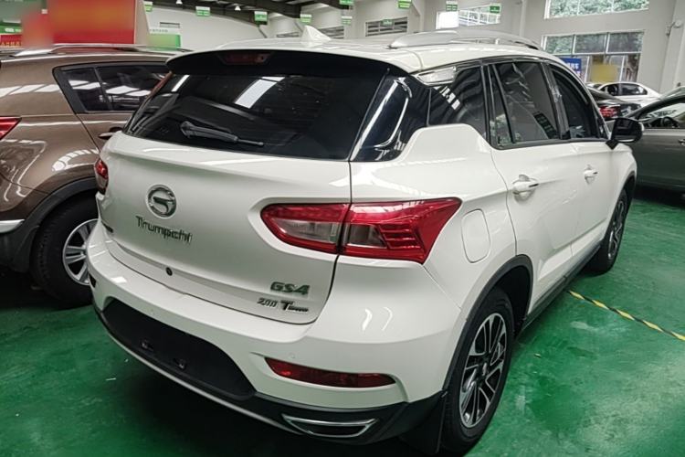 Used GAC Trumpchi GS4 2015 200T G-DCT Elite Edition Rear Right 45 Deg