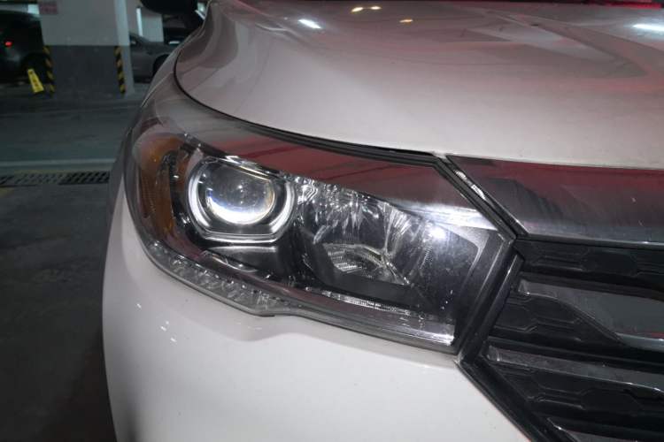 Used GAC Trumpchi GS4 2015 200T G-DCT Luxury Edition Right Front Headlight