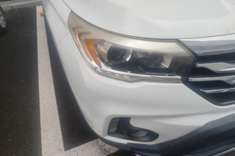 Used GAC Trumpchi GS4 2015 200T Manual Elite Edition Right Front Headlight