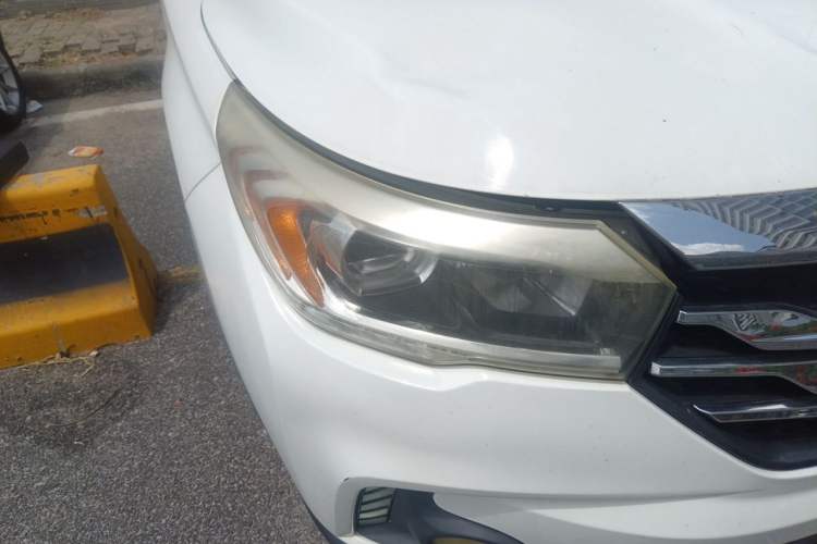 Used GAC Trumpchi GS4 2015 200T Manual Comfort Edition Right Front Headlight