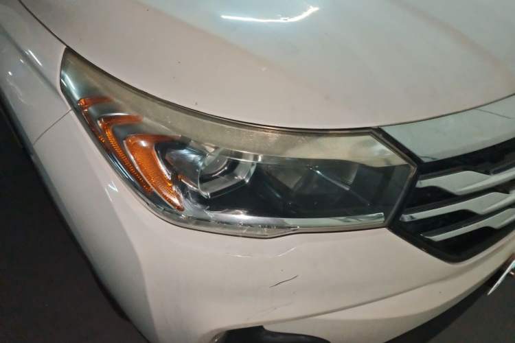 Used GAC Trumpchi GS4 2015 200T Manual Elite Edition Right Front Headlight