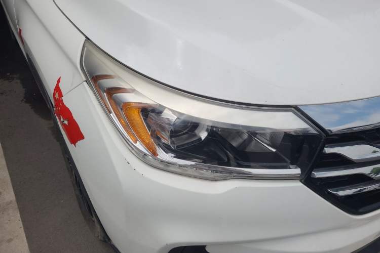 Used GAC Trumpchi GS4 2015 200T Manual Elite Edition Right Front Headlight