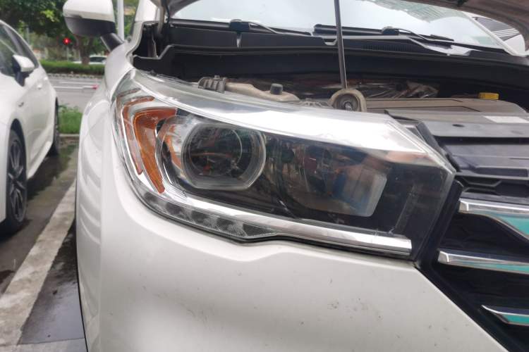 Used GAC Trumpchi GS4 2015 200T G-DCT Elite Edition Right Front Headlight