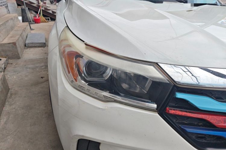 Used GAC Trumpchi GS4 2015 200T Manual Elite Edition Right Front Headlight