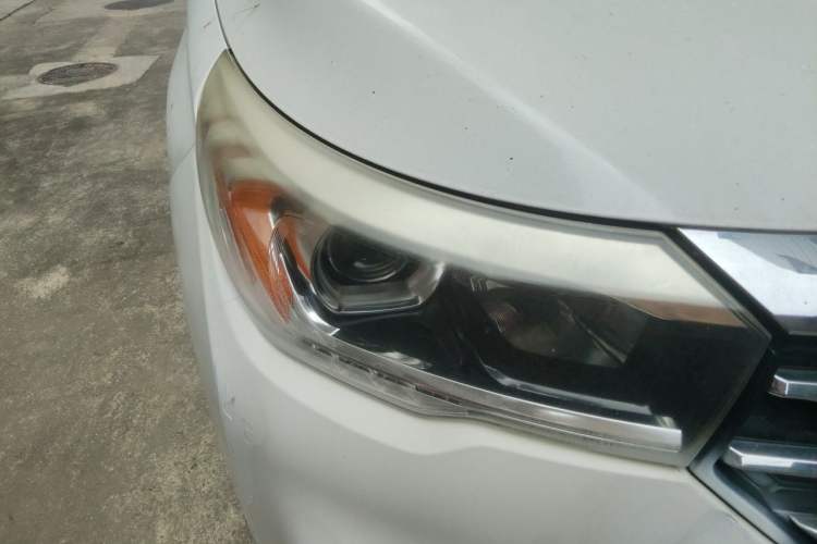 Used GAC Trumpchi GS4 2015 200T Manual Comfort Edition Right Front Headlight