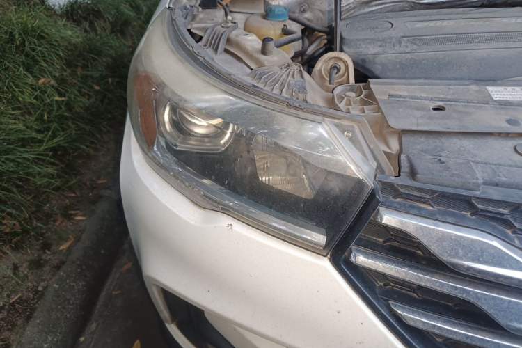 Used GAC Trumpchi GS4 2015 200T Manual Elite Edition Right Front Headlight