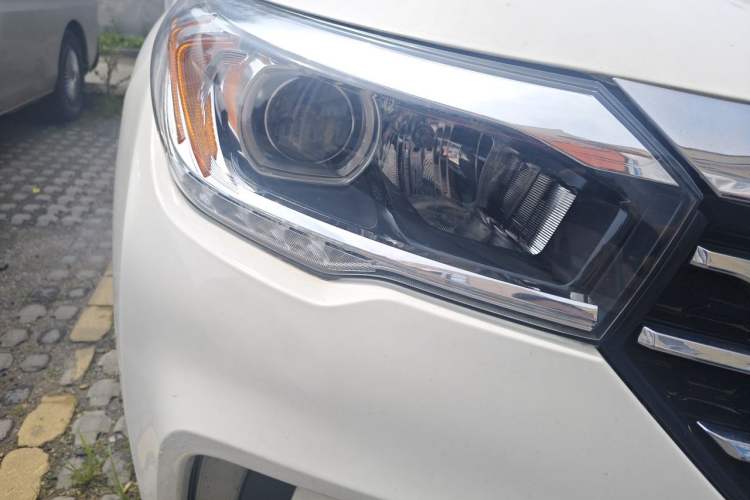 Used GAC Trumpchi GS4 2015 200T G-DCT Luxury Edition Right Front Headlight