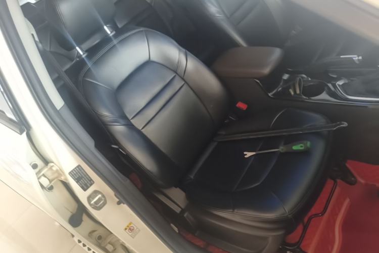 Used GAC Trumpchi GS4 2015 200T G-DCT Elite Edition Right Front Seat