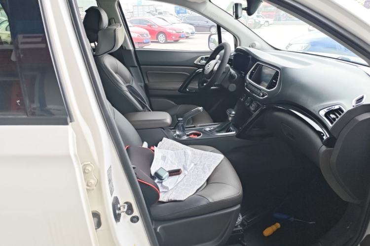 Used GAC Trumpchi GS4 2015 200T G-DCT Prestige Edition Right Front Seat