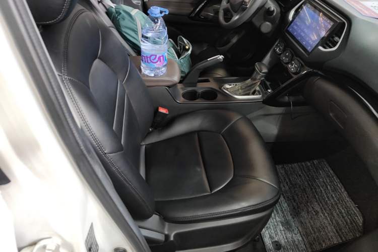 Used GAC Trumpchi GS4 2015 200T G-DCT Elite Edition Right Front Seat