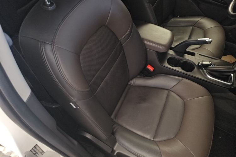 Used GAC Trumpchi GS4 2015 200T G-DCT Luxury Edition Right Front Seat