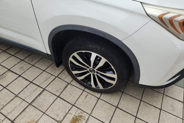 Used GAC Trumpchi GS4 2015 200T G-DCT Luxury Edition Right Front Wheel Hub