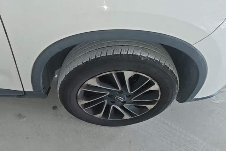 Used GAC Trumpchi GS4 2015 200T G-DCT Elite Edition Right Front Wheel Hub