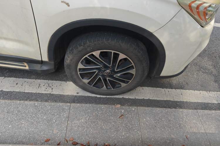 Used GAC Trumpchi GS4 2015 200T G-DCT Elite Edition Right Front Wheel Hub