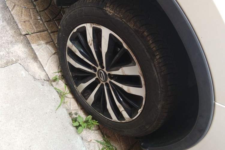 Used GAC Trumpchi GS4 2015 200T G-DCT Luxury Edition Right Front Wheel Hub