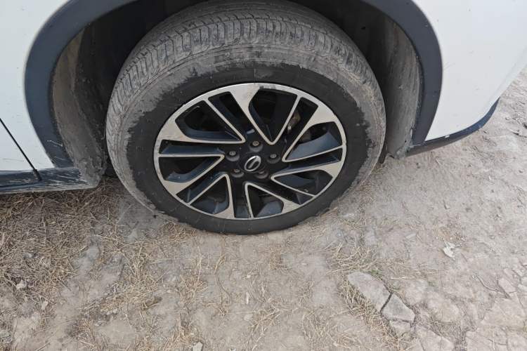 Used GAC Trumpchi GS4 2015 200T G-DCT Elite Edition Right Front Wheel Hub