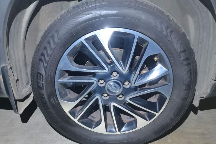 Used GAC Trumpchi GS4 2015 200T G-DCT Elite Edition Right Front Wheel Hub