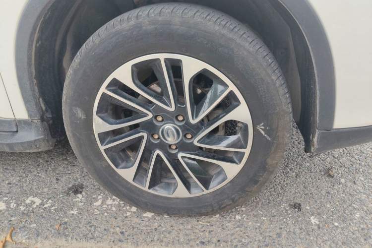 Used GAC Trumpchi GS4 2015 200T Manual Luxury Edition Right Front Wheel Hub