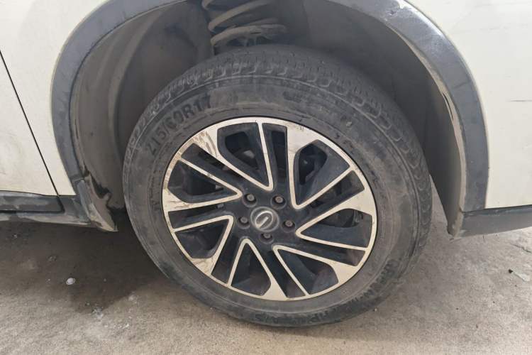 Used GAC Trumpchi GS4 2015 200T Manual Elite Edition Right Front Wheel Hub