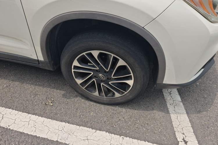 Used GAC Trumpchi GS4 2015 200T Manual Elite Edition Right Front Wheel Hub