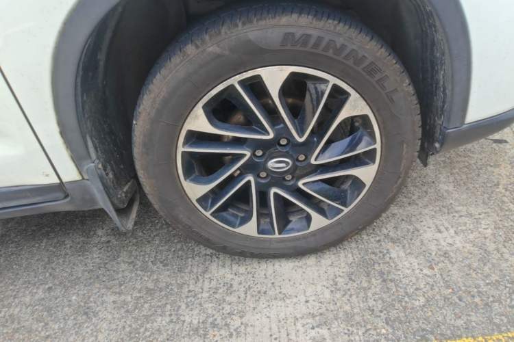 Used GAC Trumpchi GS4 2015 200T Manual Luxury Edition Right Front Wheel Hub