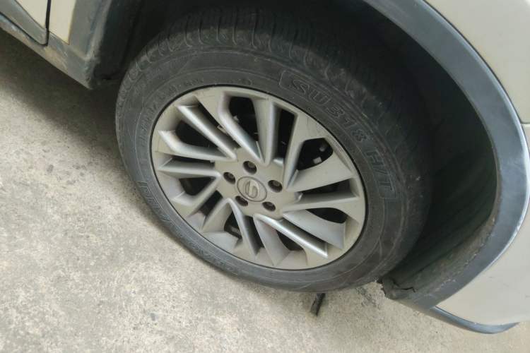Used GAC Trumpchi GS4 2015 200T Manual Comfort Edition Right Front Wheel Hub