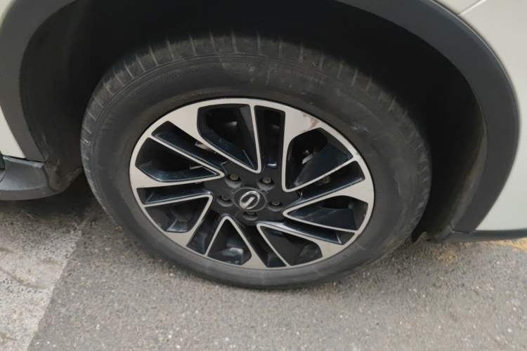 Used GAC Trumpchi GS4 2015 200T G-DCT Elite Edition Right Front Wheel Hub