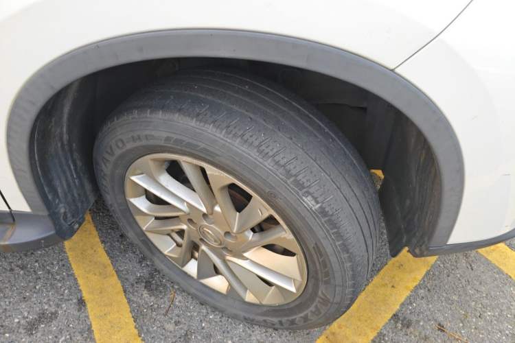 Used GAC Trumpchi GS4 2015 200T Manual Comfort Edition Right Front Wheel Hub