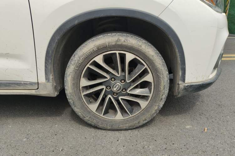 Used GAC Trumpchi GS4 2015 200T Manual Elite Edition Right Front Wheel Hub