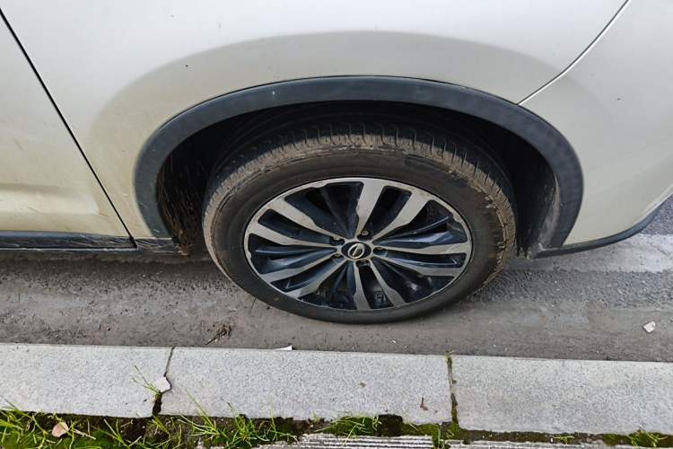 Used GAC Trumpchi GS4 2015 200T G-DCT Luxury Edition Right Front Wheel Hub