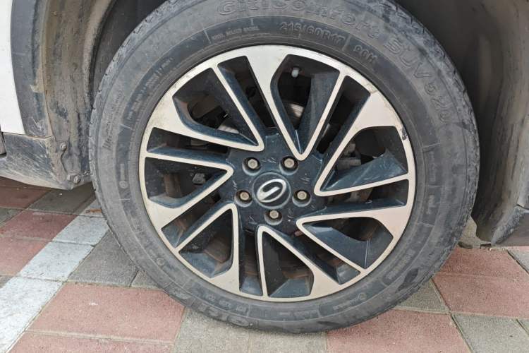 Used GAC Trumpchi GS4 2015 200T G-DCT Elite Edition Right Front Wheel Hub